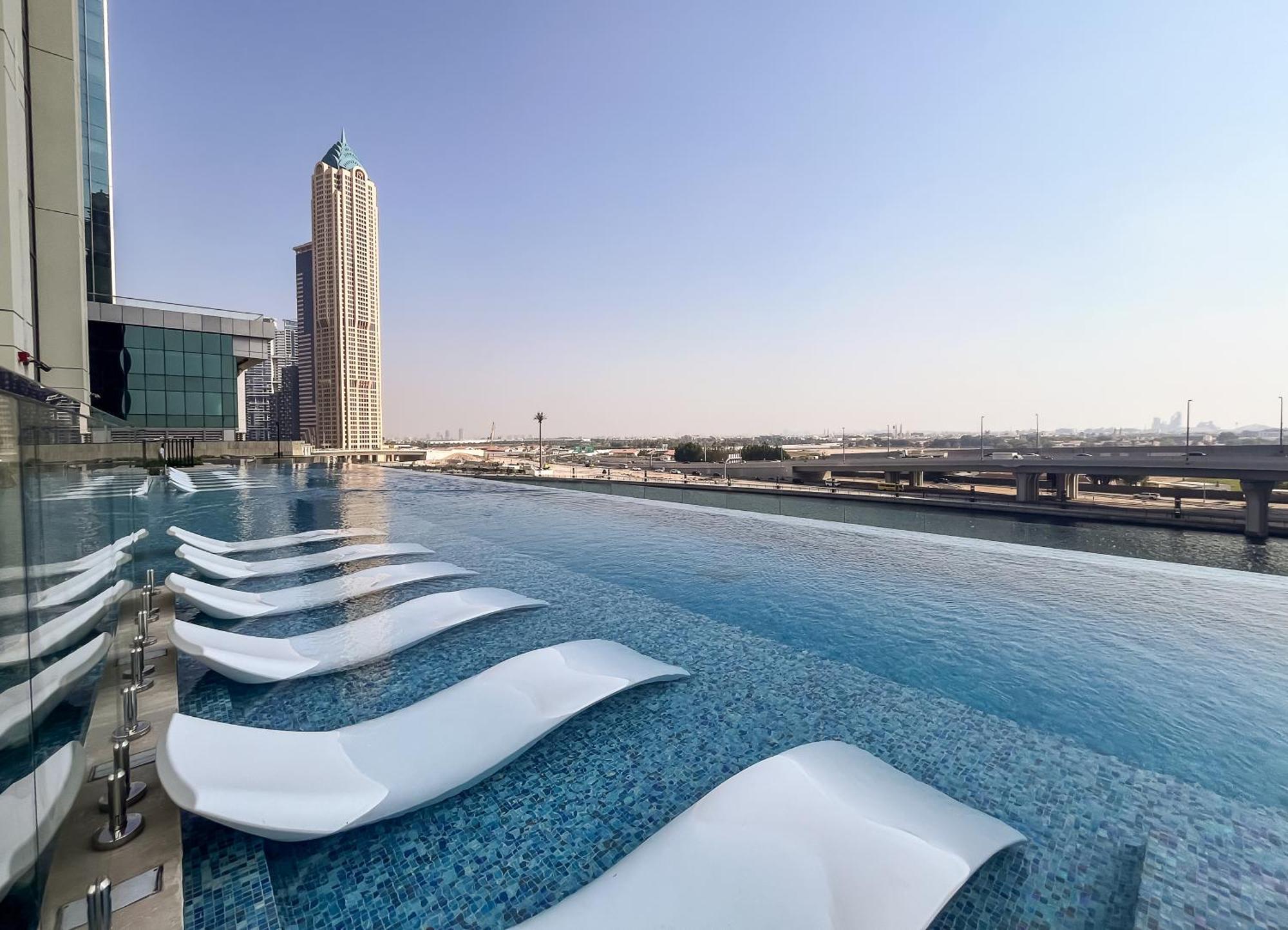 Apartment Upscale 1-br Luxury In Missoni Urban Oasis *