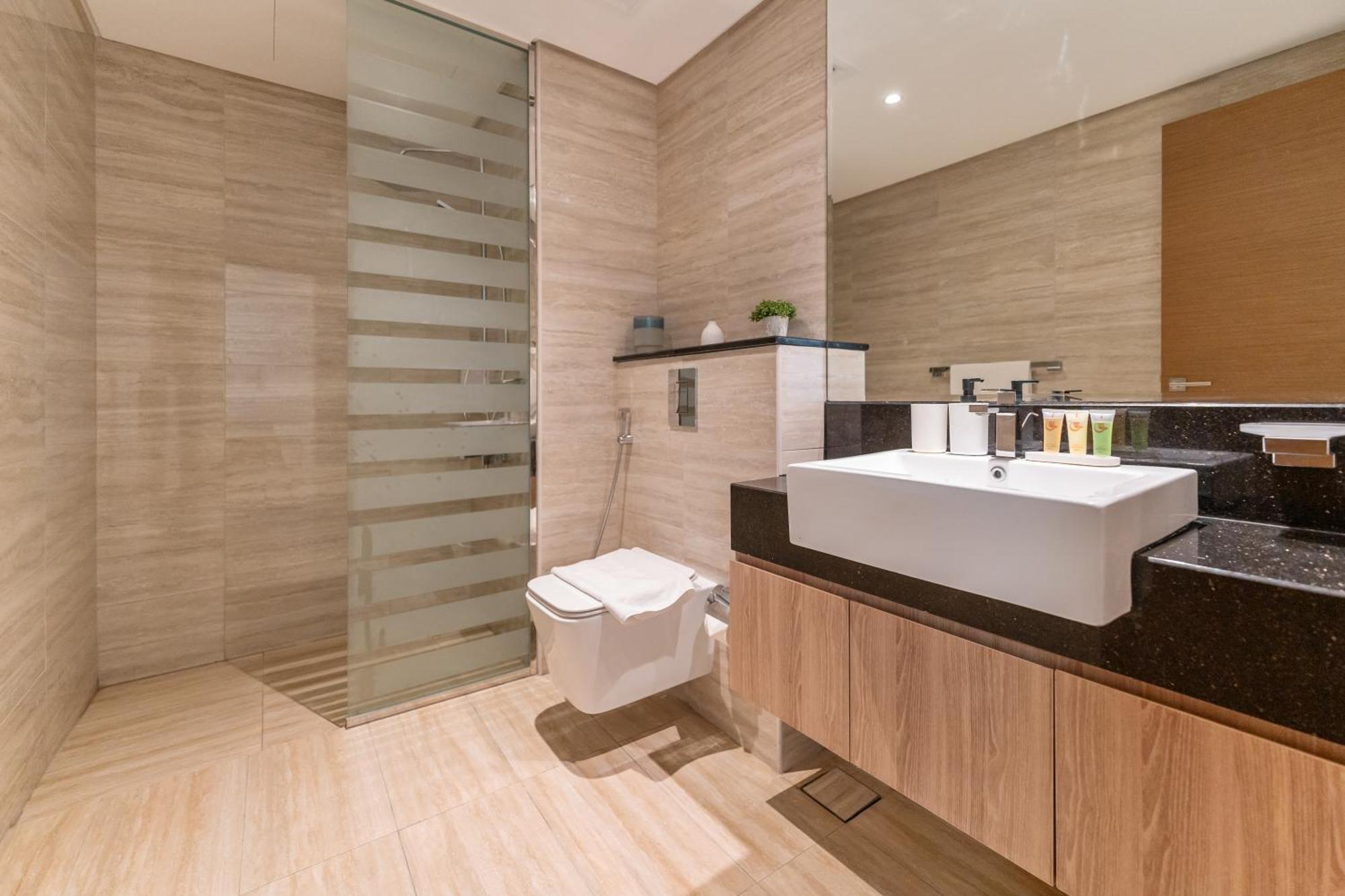 Upscale 1-br Luxury In Missoni Urban Oasis Apartment Dubai
