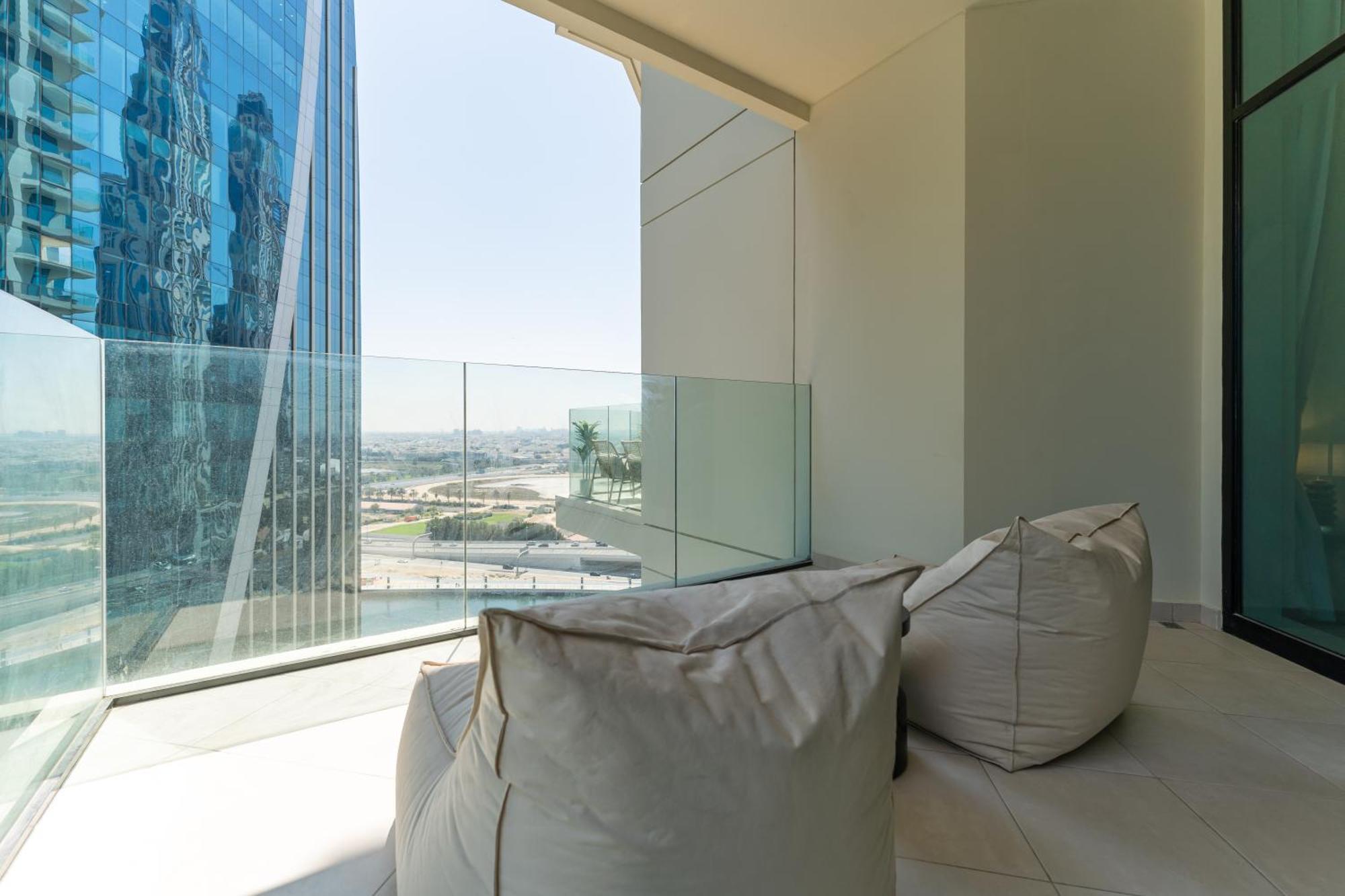 Upscale 1-br Luxury In Missoni Urban Oasis * Dubai
